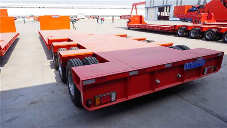 3 Axle Lowbed Excavator Trailer for Sale in Sierra Leone