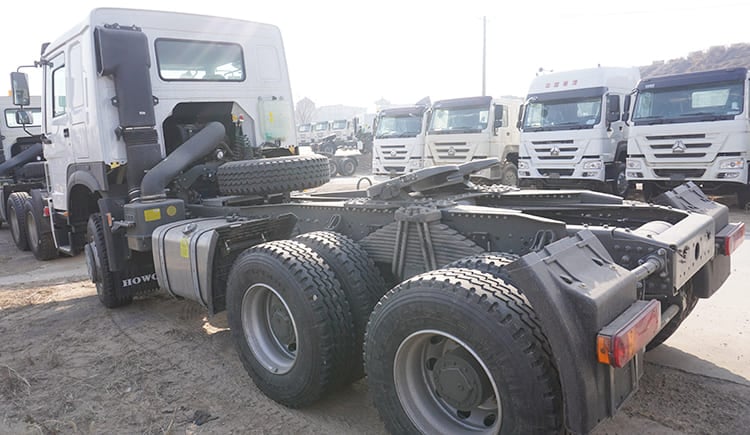 Howo Latest Model | Howo 400 6x4 Tractor Truck Trailer Price 