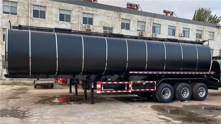 Tri Axle Asphalt Tanker Trailer with 40000 L Capacity for Sale In Guyana