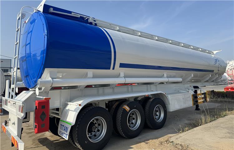 45000 Liters of Tank Trailer with Three Axles for Sale In Ethiopia