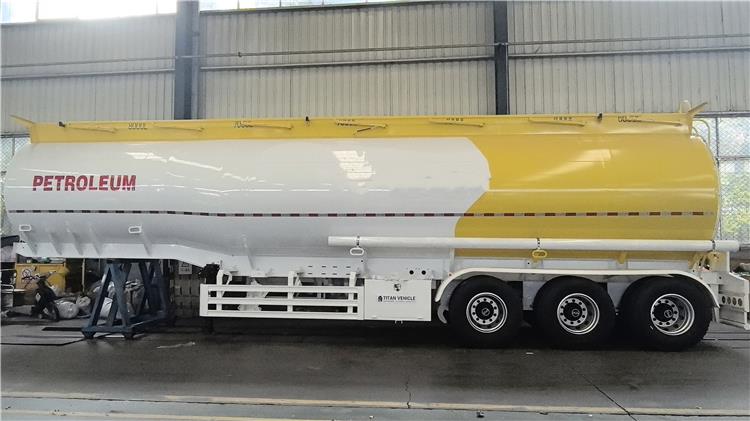 45000 Liters Oil Tanker Trailer for Sale In Zimbabwe