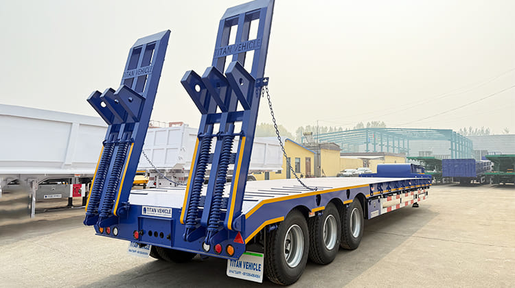 3 Axle Semi Low Loader Trailer Lowbed Truck for Sale in Guyana