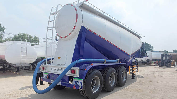3 Axle 40 Ton Bulker Cement Tankers Truck Trailer for Sale in Congo