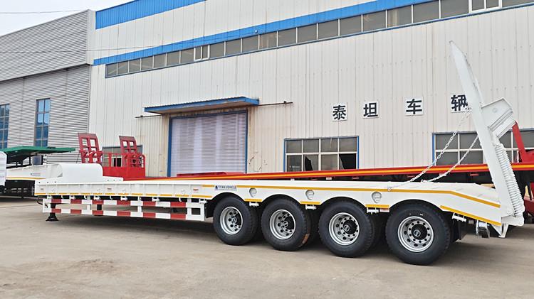 4 Axle 100 Ton Lowbed Trailer Truck for Sale Price in Congo