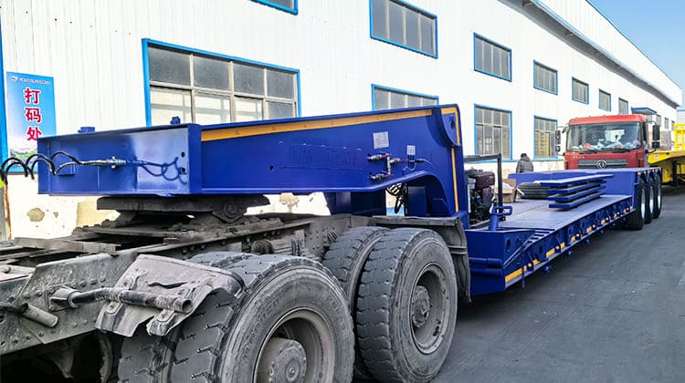 80 Ton Detachable Gooseneck Lowboy Trailer for Sale in Angola