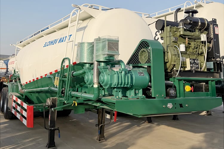 Cement Bulker Trailer for Sale in Ghana