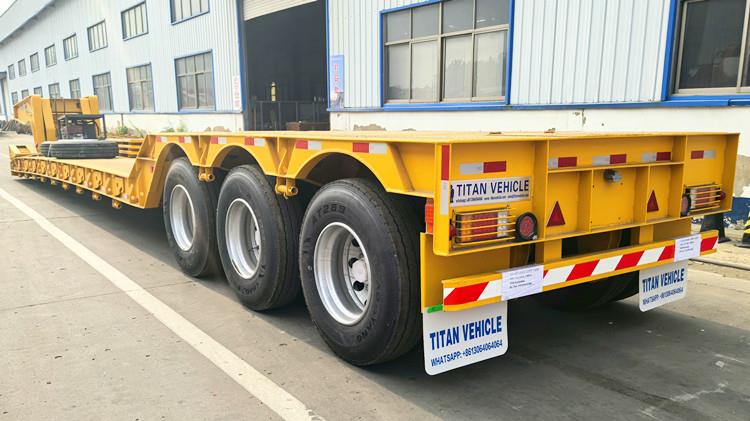 Tri Axle 60 Ton Hydraulic Detachable Gooseneck Lowboy Trailer for Sale in Guyana