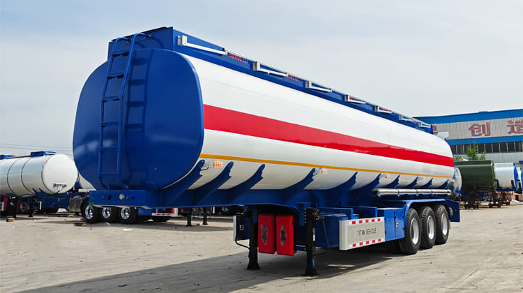 45000 Liters Fuel Tanker Semi Trailer for Sale in Uganda