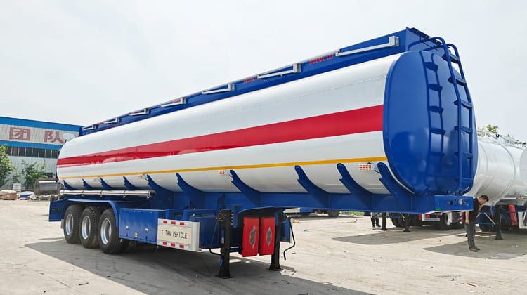 45000 Liters Fuel Tanker Semi Trailer for Sale in Uganda