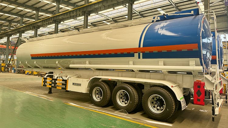 TITAN 3 Axle 45000 Liters Fuel Tanker Trailer for Sale in Mali