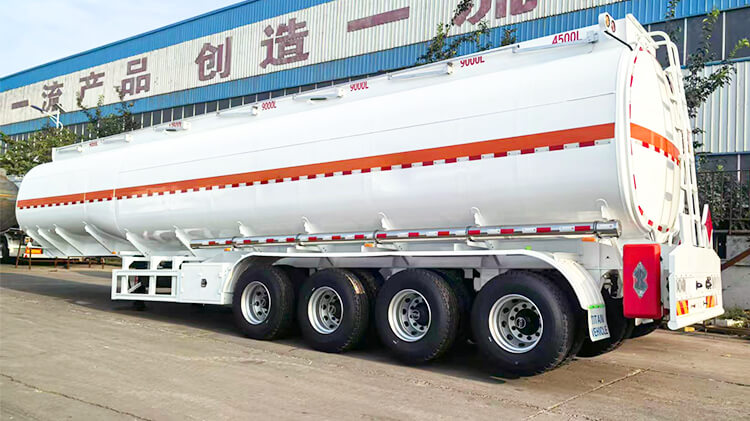Titan 4 Axle Oil Tanker Trailer for Sale in Guinea