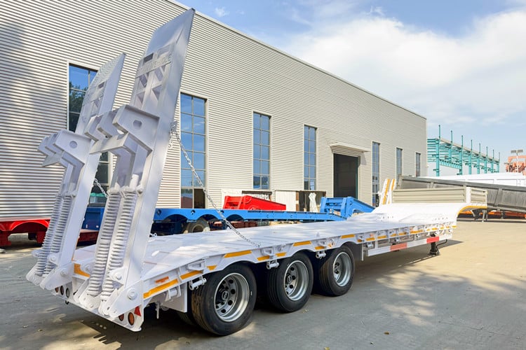 2026 New Design Lightweight Low Bed Trailer in Tanzania