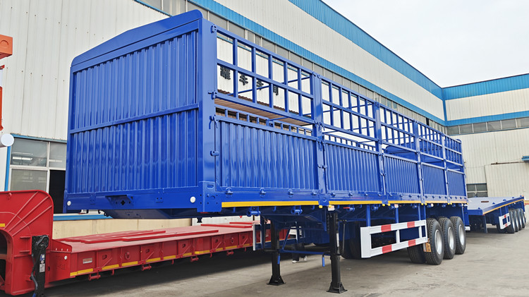 3 Axle 60 Ton Stake Side Semi Trailer for Sale in Sudan