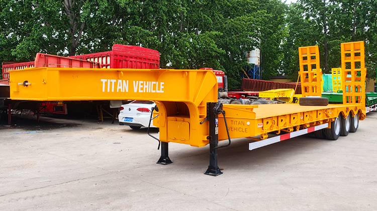 Titan 3 Axle Low Bed Semi Trailer for Sale in Angola