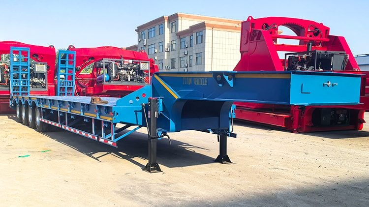 Titan 4 Axle Extendable Lowbed Trailer for Sale in Oman