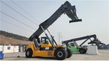 Container Stacker Reach Truck